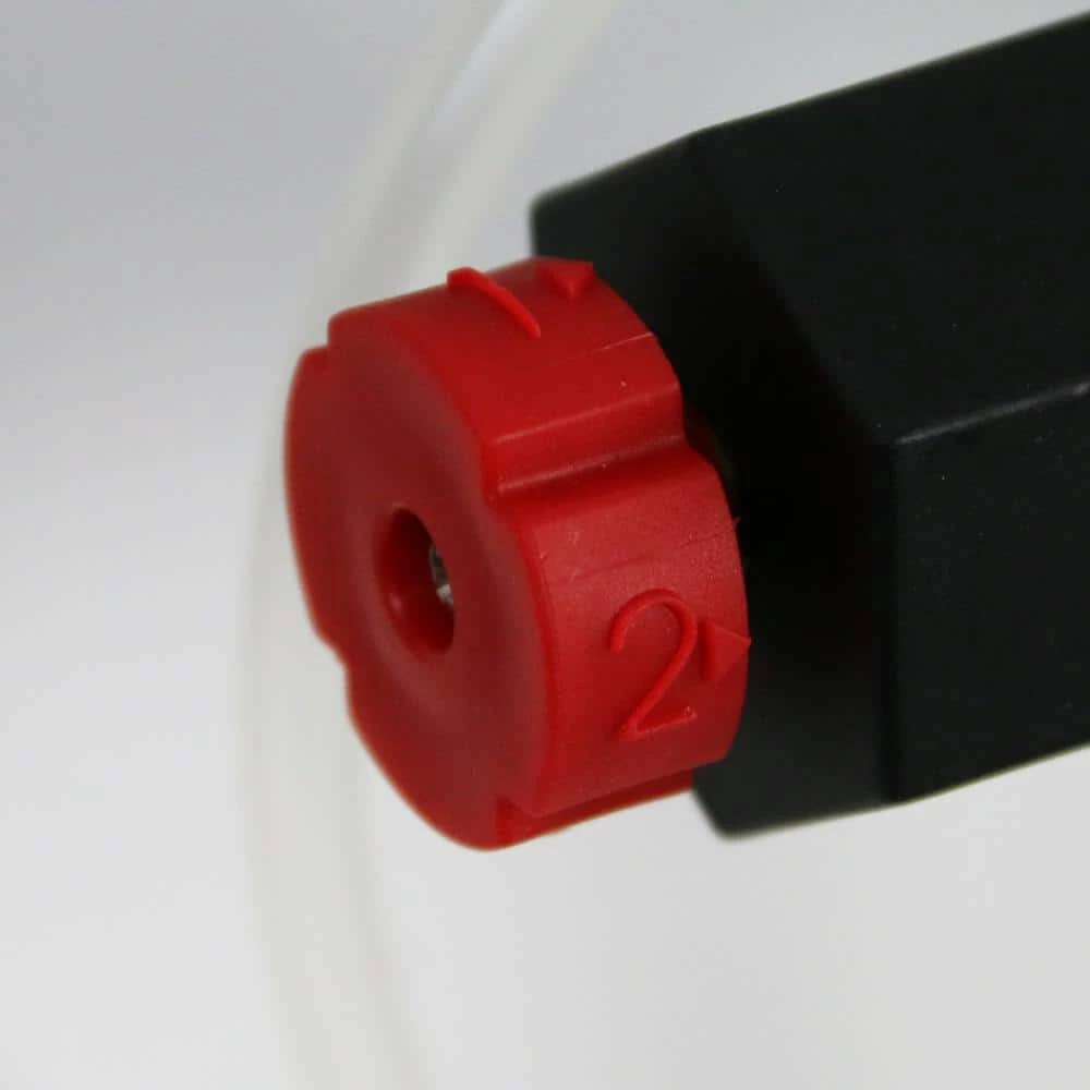 Chapin 4710 HydroFeed 1 Gal. In-Line Auto-Mix Fertilizer Injector System - Image 5