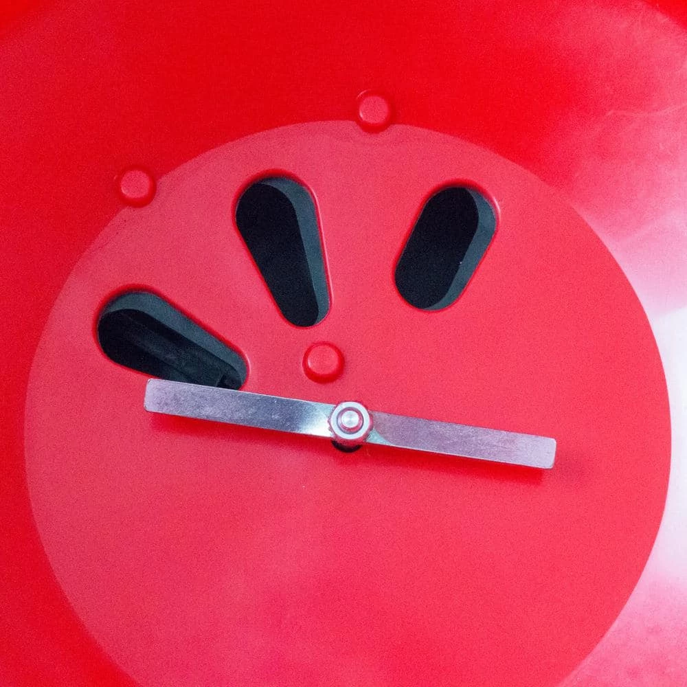 Chapin 80 lbs. Capacity Contractor Turf Spreader - Image 6