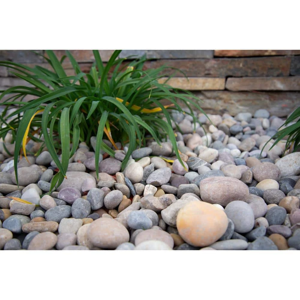 MSI Amazon 0.5 cu.ft. per Bag Medium (0.25 to 1.25 in.) Multi Bagged Landscape Rock - Image 15