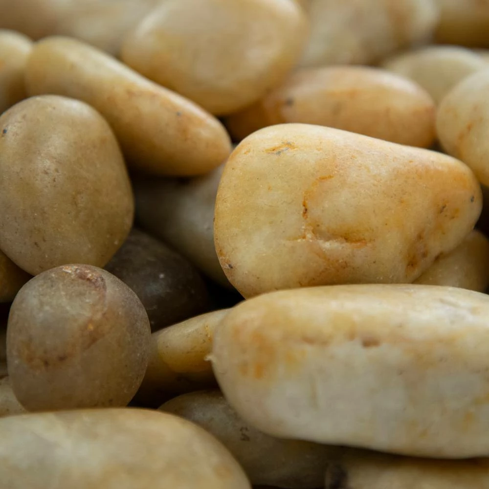 MSI Yellow Polished 0.5 cu. ft. per Bag (1 in. to 2 in.) Bagged Landscape Rock (28 bags/Covers 14 cu. ft.) - Image 7